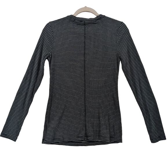 Universal Thread Knit Shirt Small Black Striped Long Sleeve Centre Seam Crewneck - Picture 2 of 8